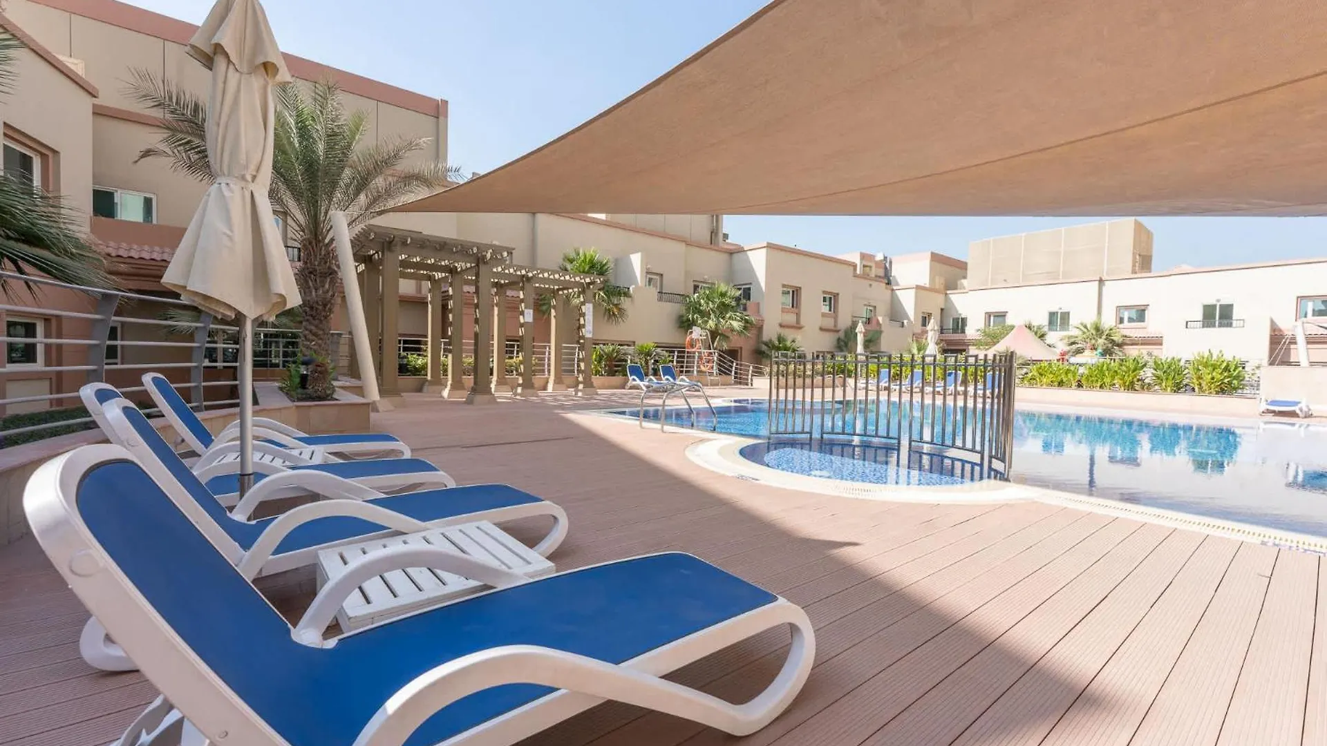 Spacious Studio At Imperial Residence In Jvt That Sleeps 4 Dubai