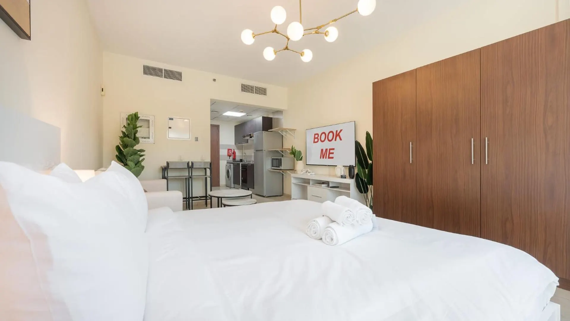 Spacious Studio At Imperial Residence In Jvt That Sleeps 4 Dubai Apartment