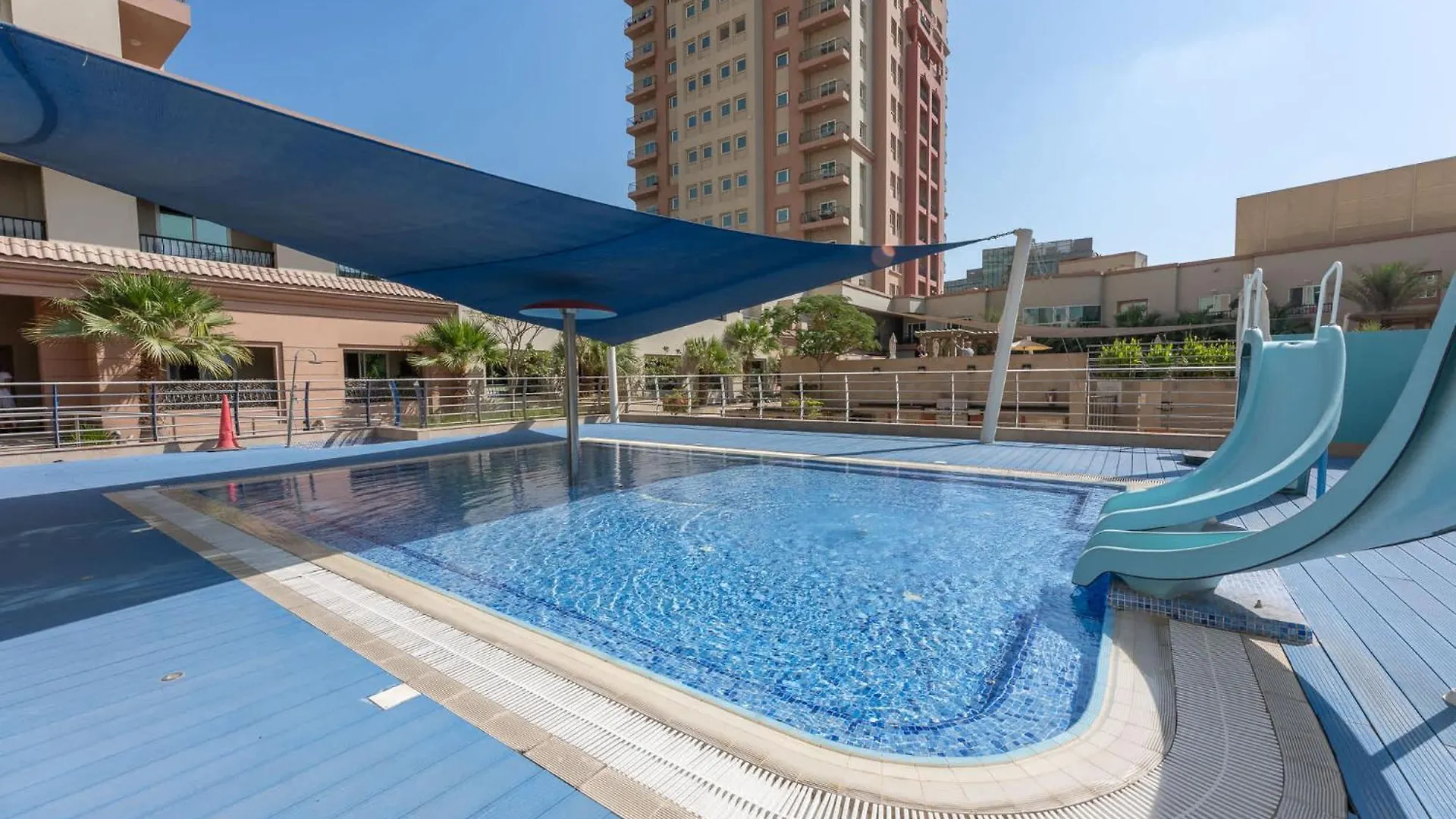 Apartment Spacious Studio At Imperial Residence In Jvt That Sleeps 4 Dubai