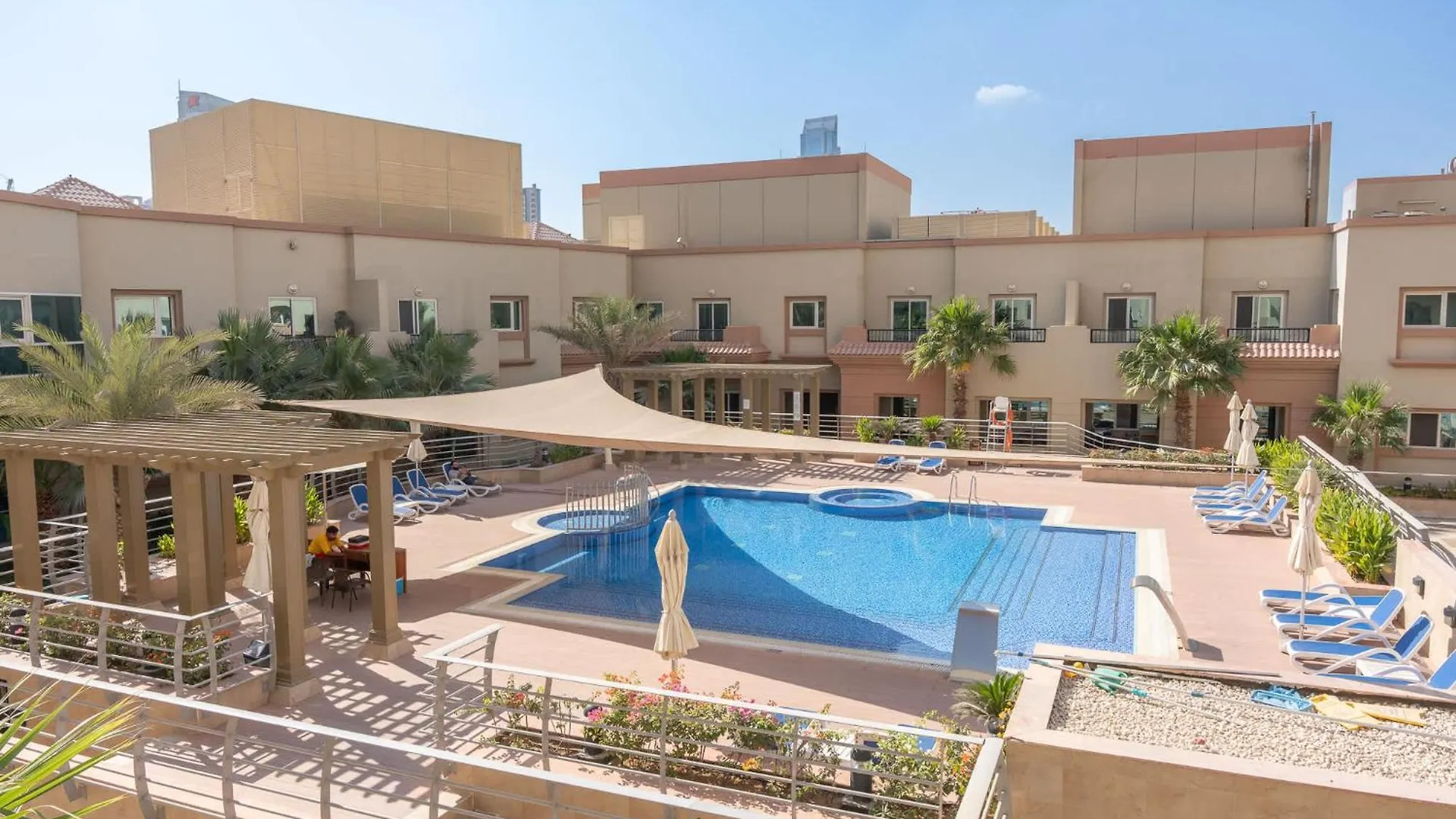 Spacious Studio At Imperial Residence In Jvt That Sleeps 4 Dubai